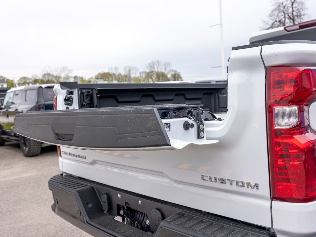 2024 Chevrolet SILVERADO 2500 HD in St-Jérôme, Quebec - 38 - w1024h768px