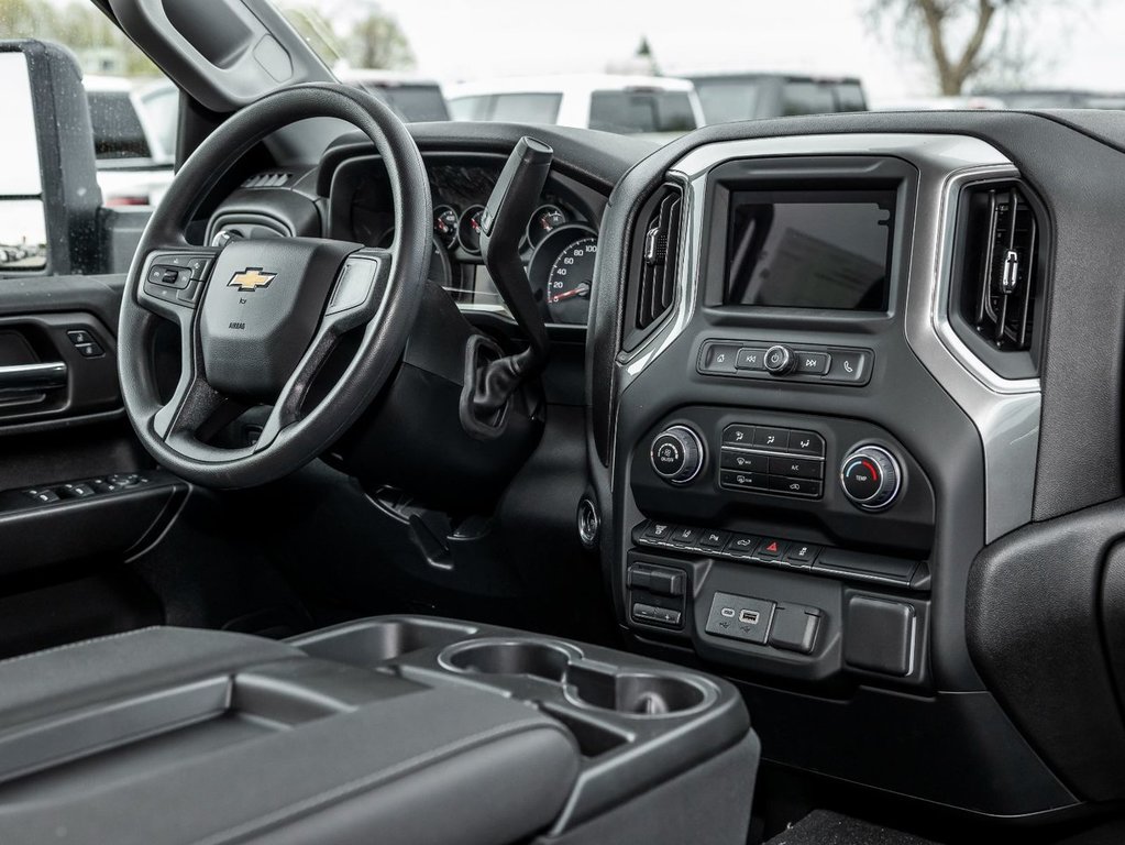 2024 Chevrolet SILVERADO 2500 HD in St-Jérôme, Quebec - 31 - w1024h768px