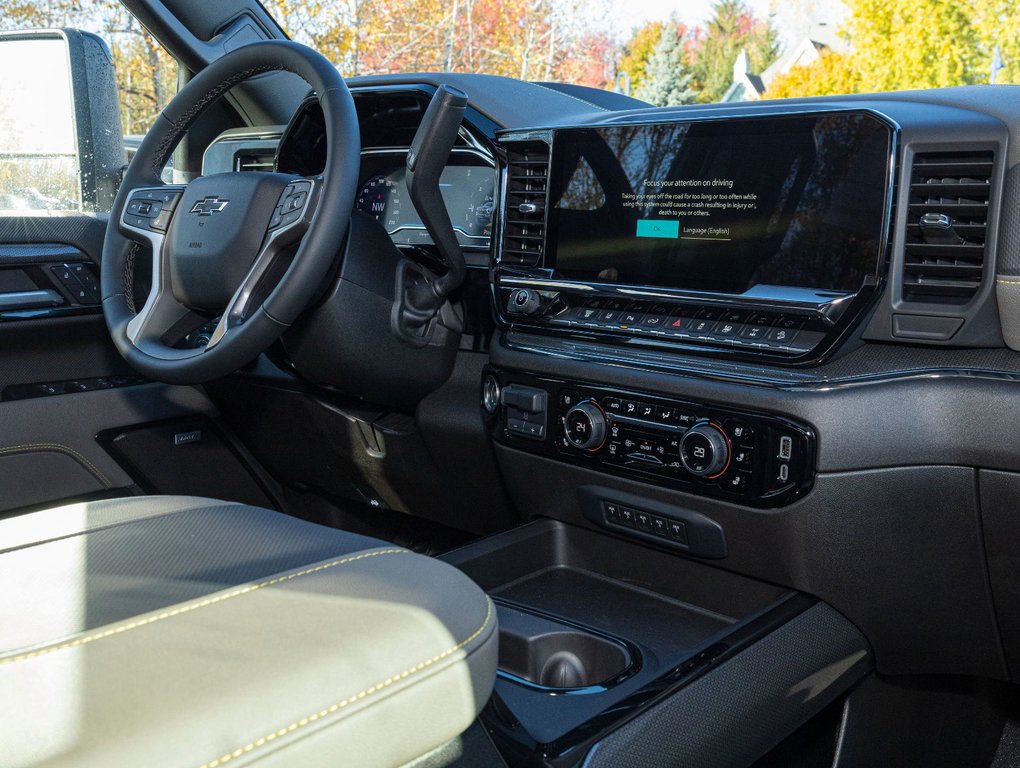 Chevrolet SILVERADO 2500 HD  2025 à St-Jérôme, Québec - 32 - w1024h768px