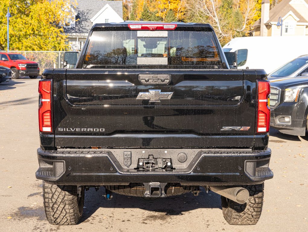 Chevrolet SILVERADO 2500 HD  2025 à St-Jérôme, Québec - 8 - w1024h768px