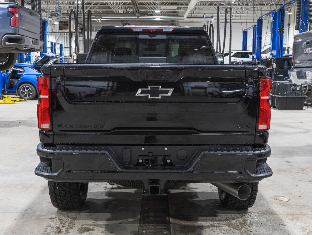 2025 Chevrolet SILVERADO 2500 HD in St-Jérôme, Quebec - 8 - w1024h768px