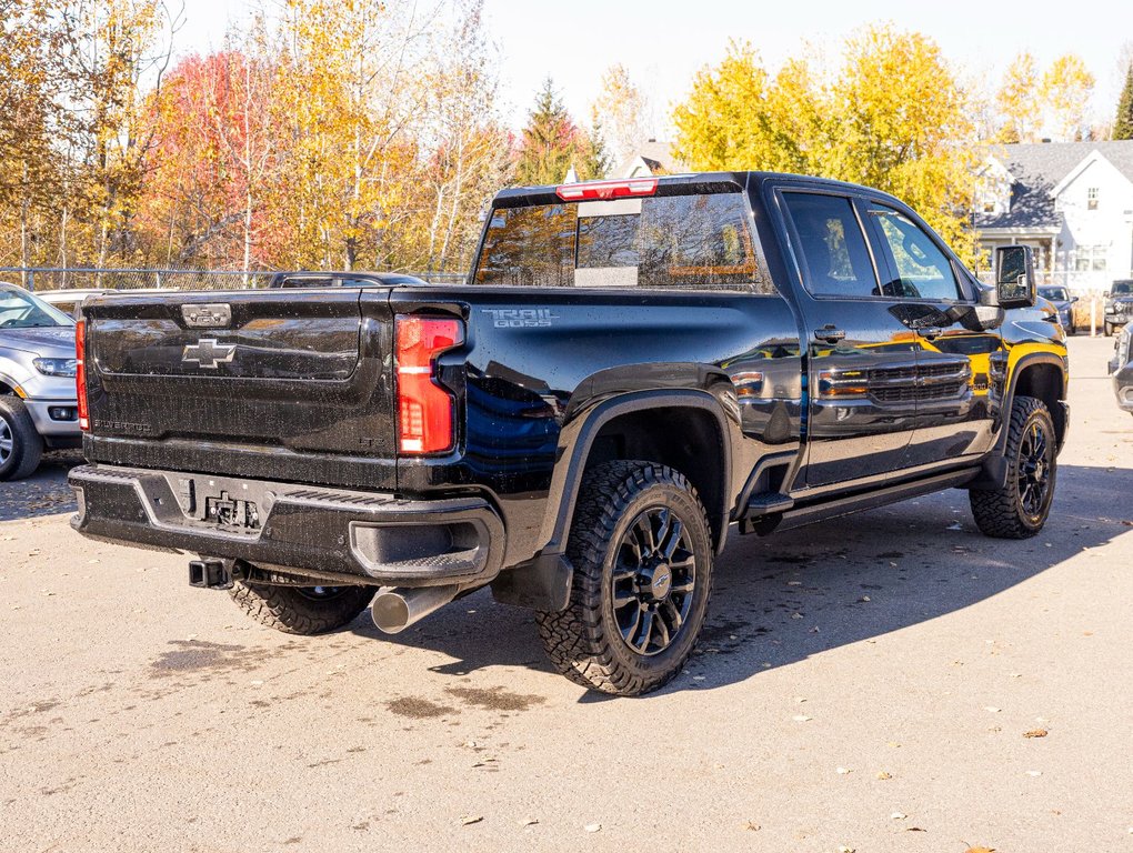 Chevrolet SILVERADO 2500 HD  2025 à St-Jérôme, Québec - 10 - w1024h768px