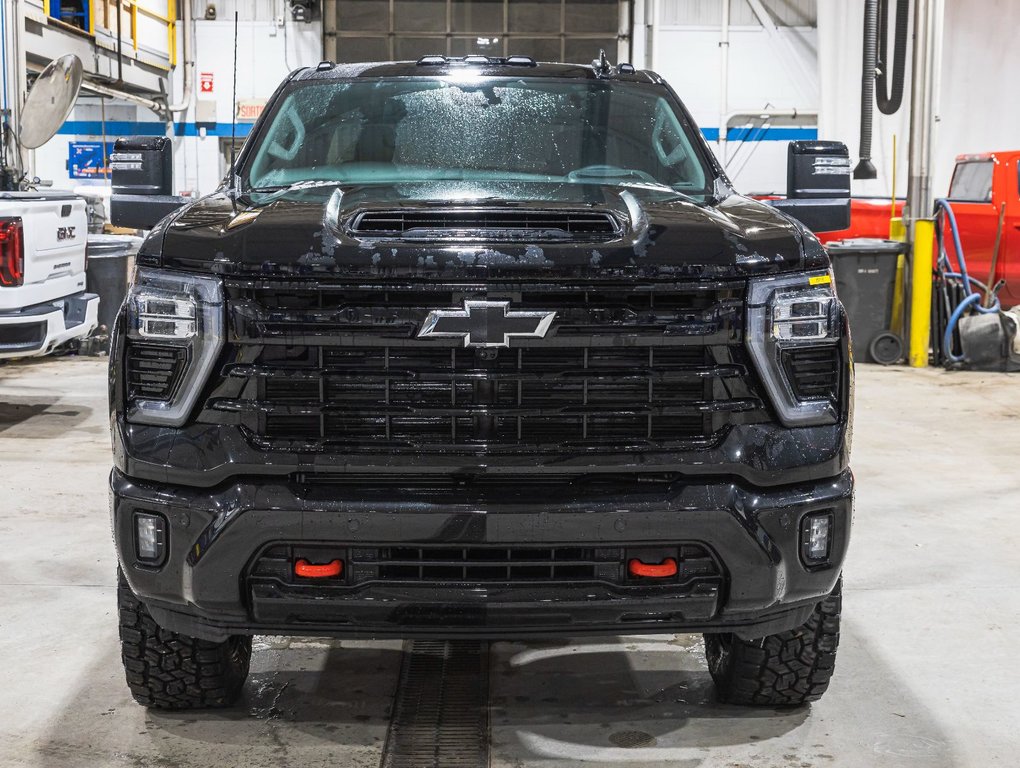 2025 Chevrolet SILVERADO 2500 HD in St-Jérôme, Quebec - 2 - w1024h768px