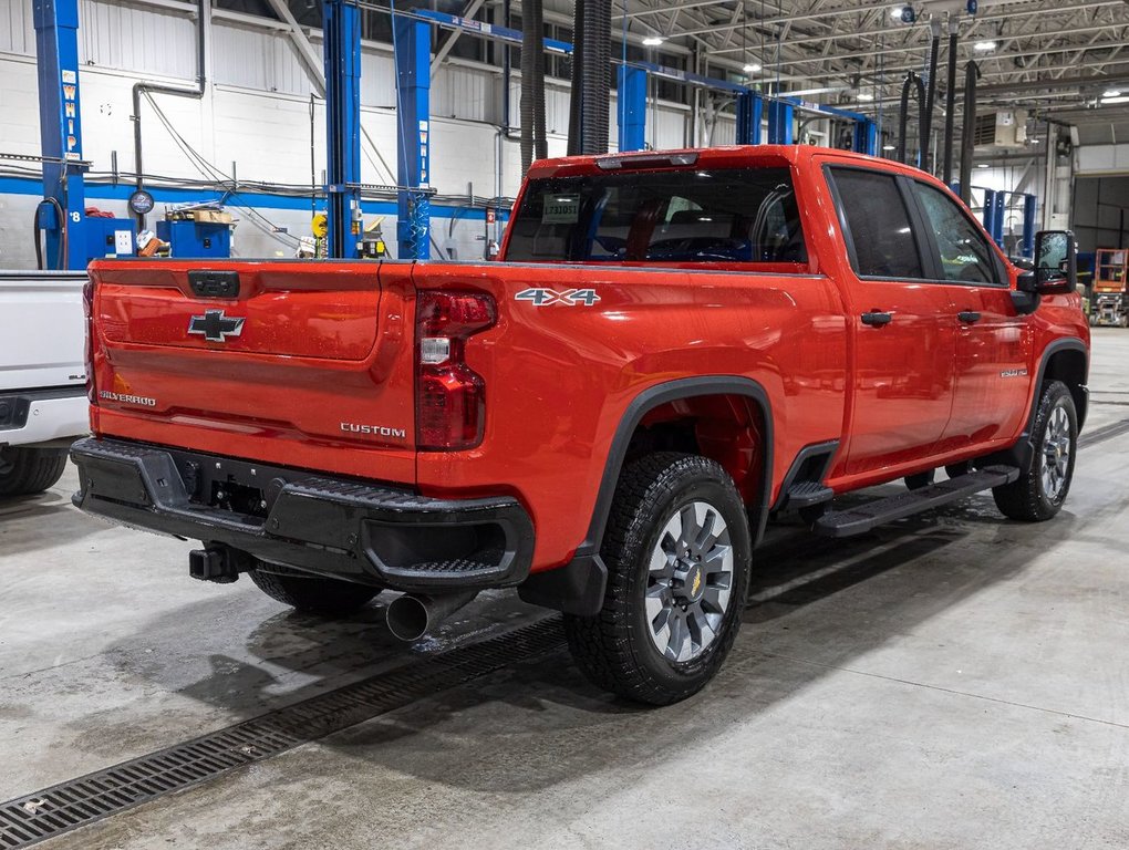 Chevrolet SILVERADO 2500 HD  2025 à St-Jérôme, Québec - 8 - w1024h768px