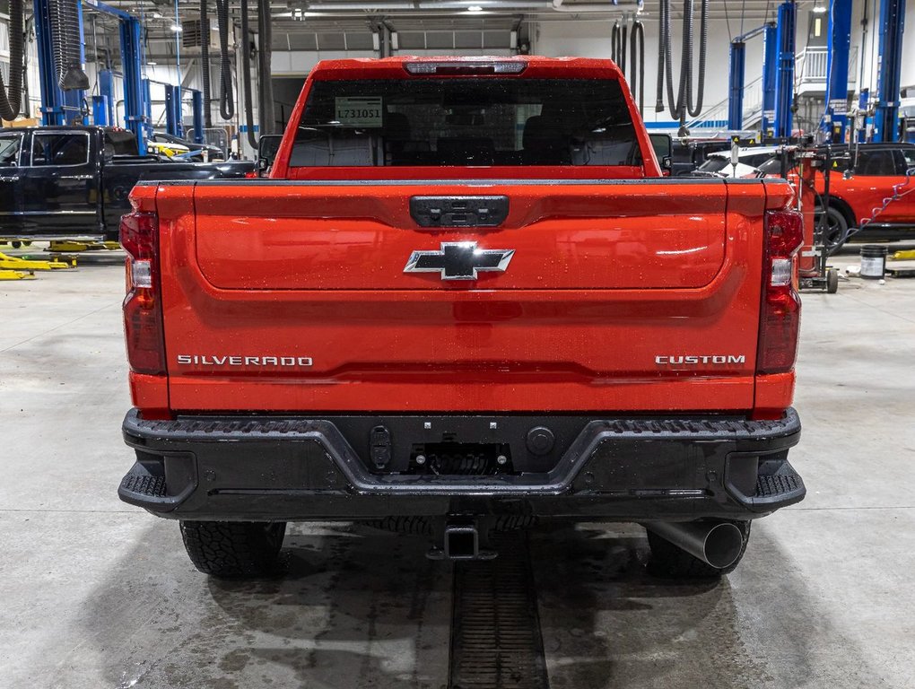 2025 Chevrolet SILVERADO 2500 HD in St-Jérôme, Quebec - 6 - w1024h768px