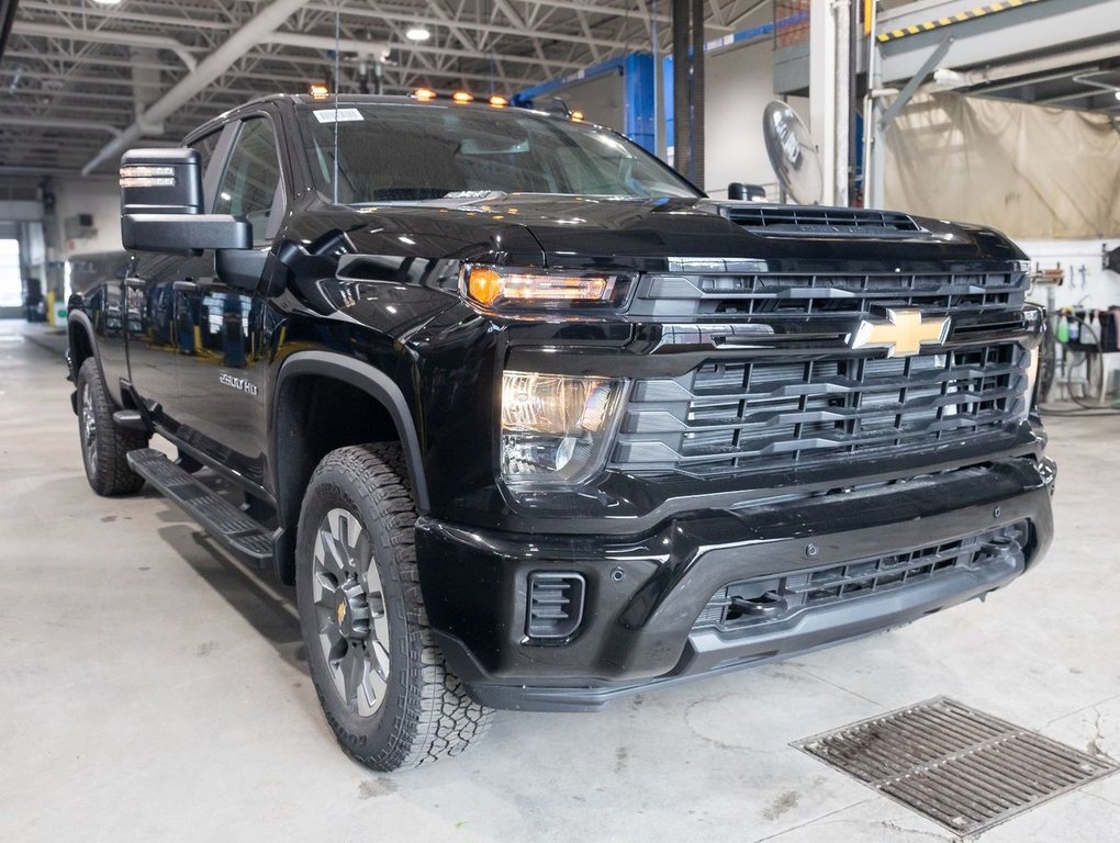 Chevrolet SILVERADO 2500 HD  2025 à St-Jérôme, Québec - 9 - w1024h768px