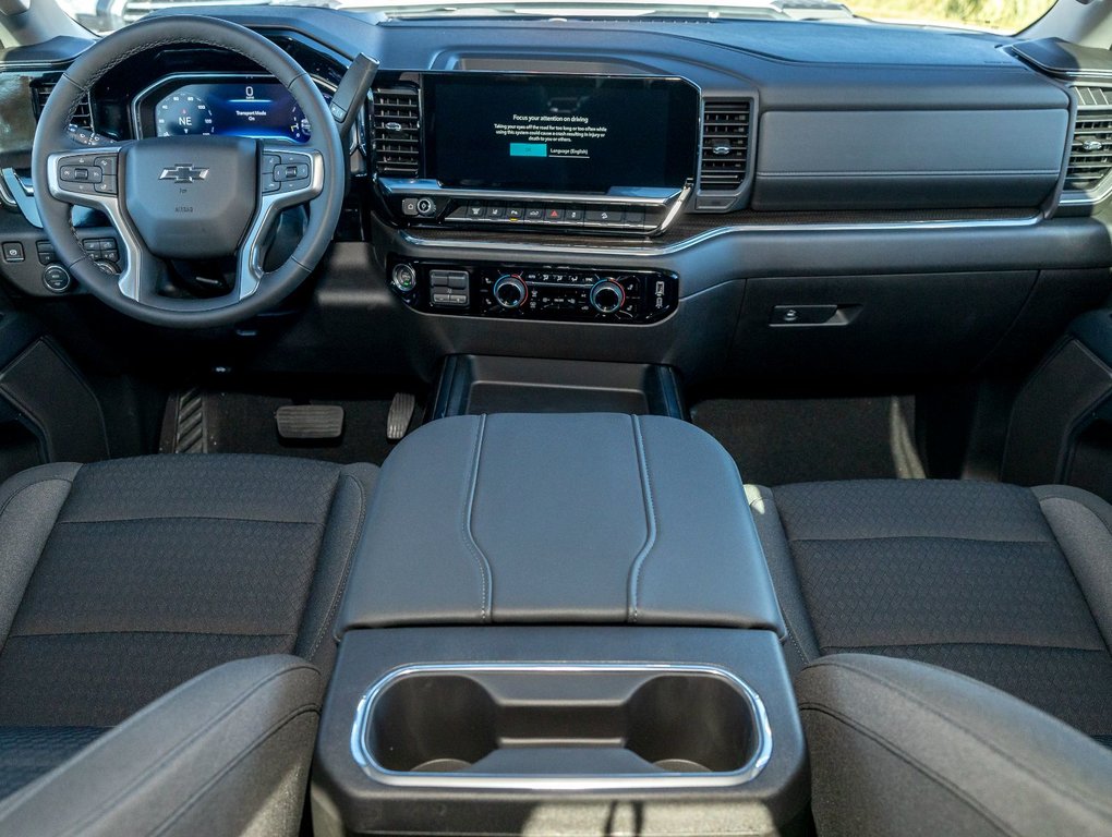 2025 Chevrolet SILVERADO 2500 HD in St-Jérôme, Quebec - 4 - w1024h768px