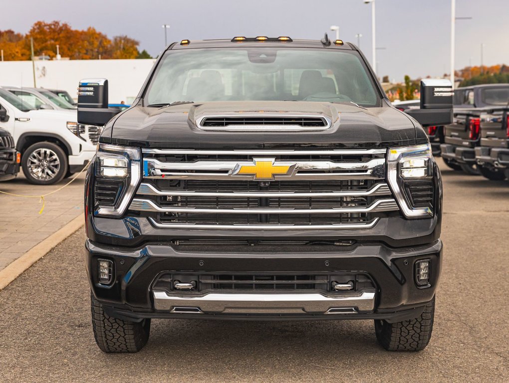 Chevrolet SILVERADO 2500 HD  2025 à St-Jérôme, Québec - 6 - w1024h768px