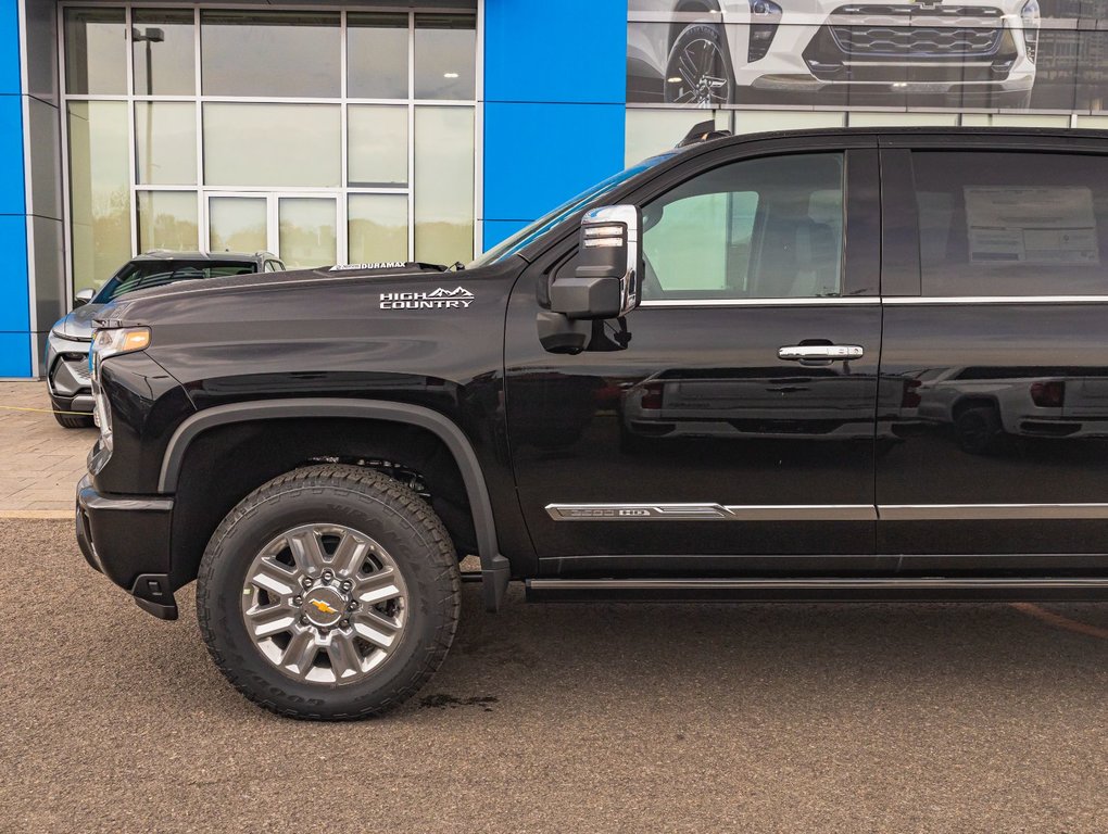 2025 Chevrolet SILVERADO 2500 HD in St-Jérôme, Quebec - 39 - w1024h768px