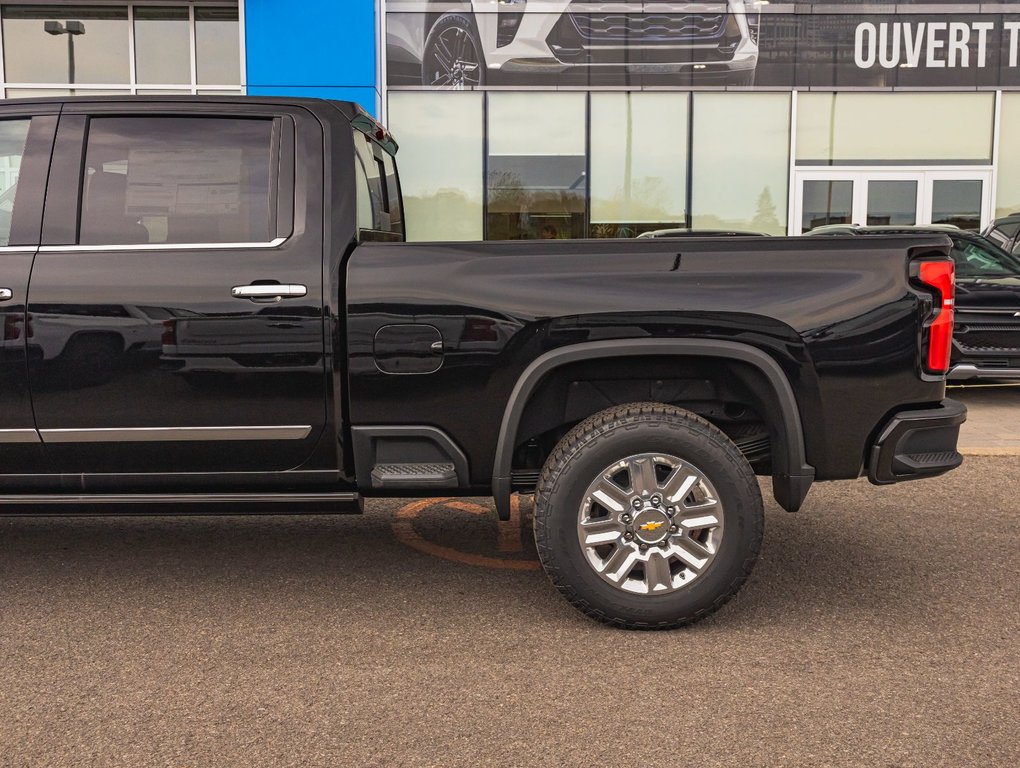 Chevrolet SILVERADO 2500 HD  2025 à St-Jérôme, Québec - 36 - w1024h768px