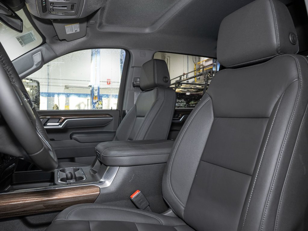 2025 Chevrolet SILVERADO 2500 HD in St-Jérôme, Quebec - 11 - w1024h768px