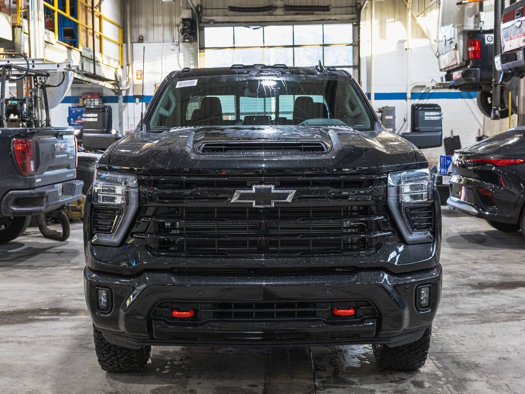 2025 Chevrolet SILVERADO 2500 HD in St-Jérôme, Quebec - 2 - w1024h768px
