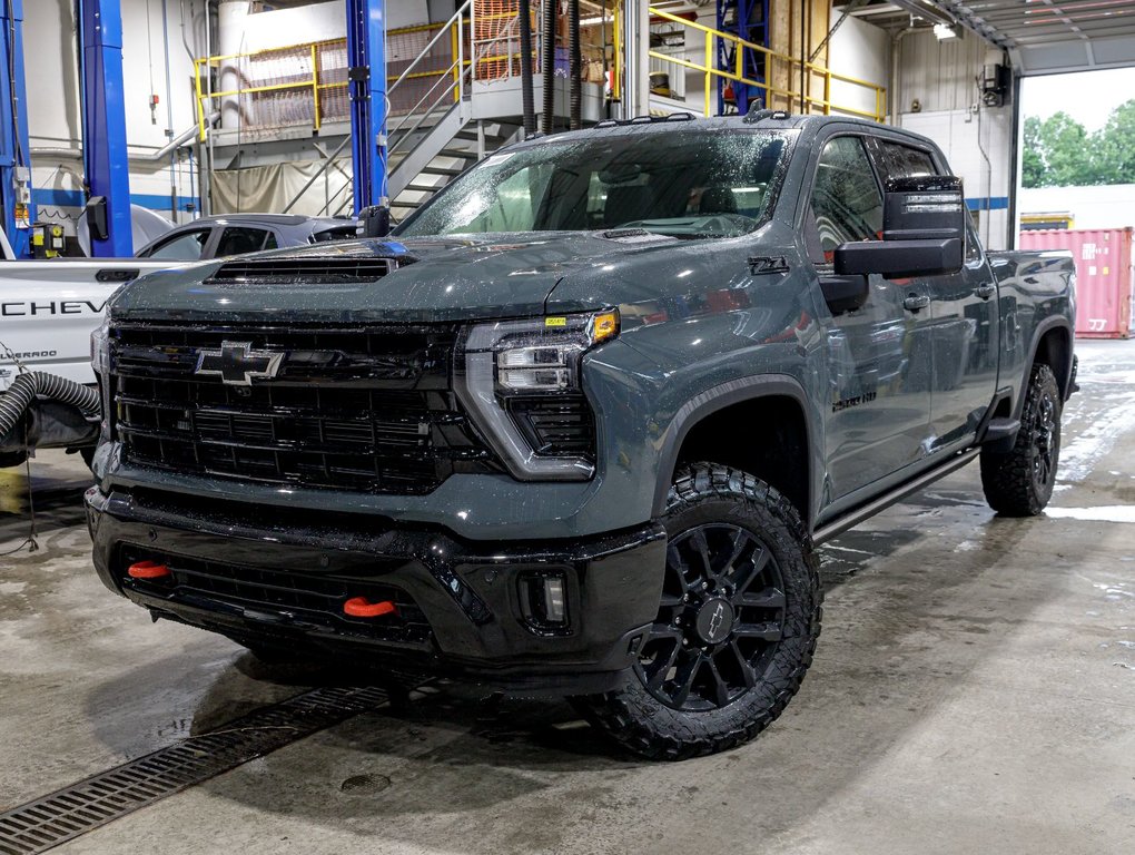 Chevrolet SILVERADO 2500 HD  2025 à St-Jérôme, Québec - 1 - w1024h768px