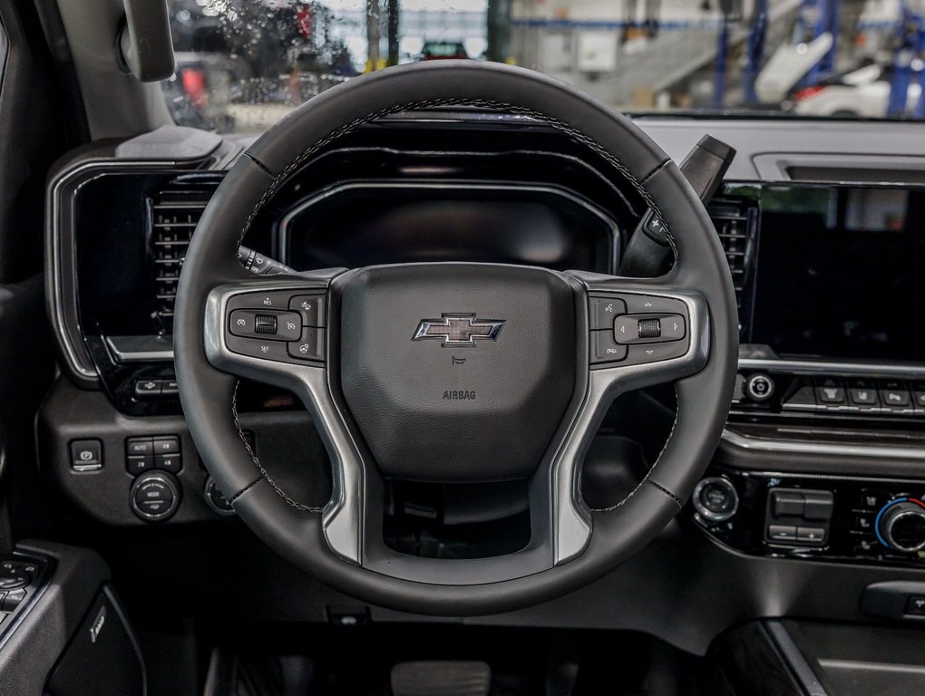 Chevrolet SILVERADO 2500 HD  2025 à St-Jérôme, Québec - 13 - w1024h768px
