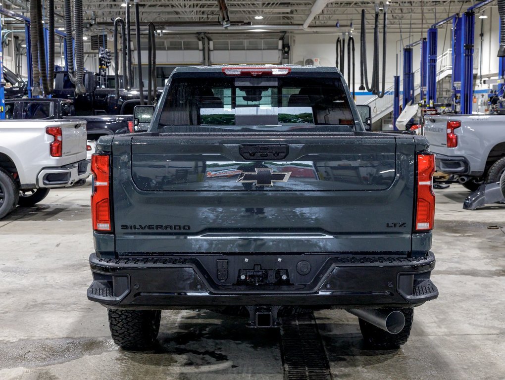Chevrolet SILVERADO 2500 HD  2025 à St-Jérôme, Québec - 8 - w1024h768px