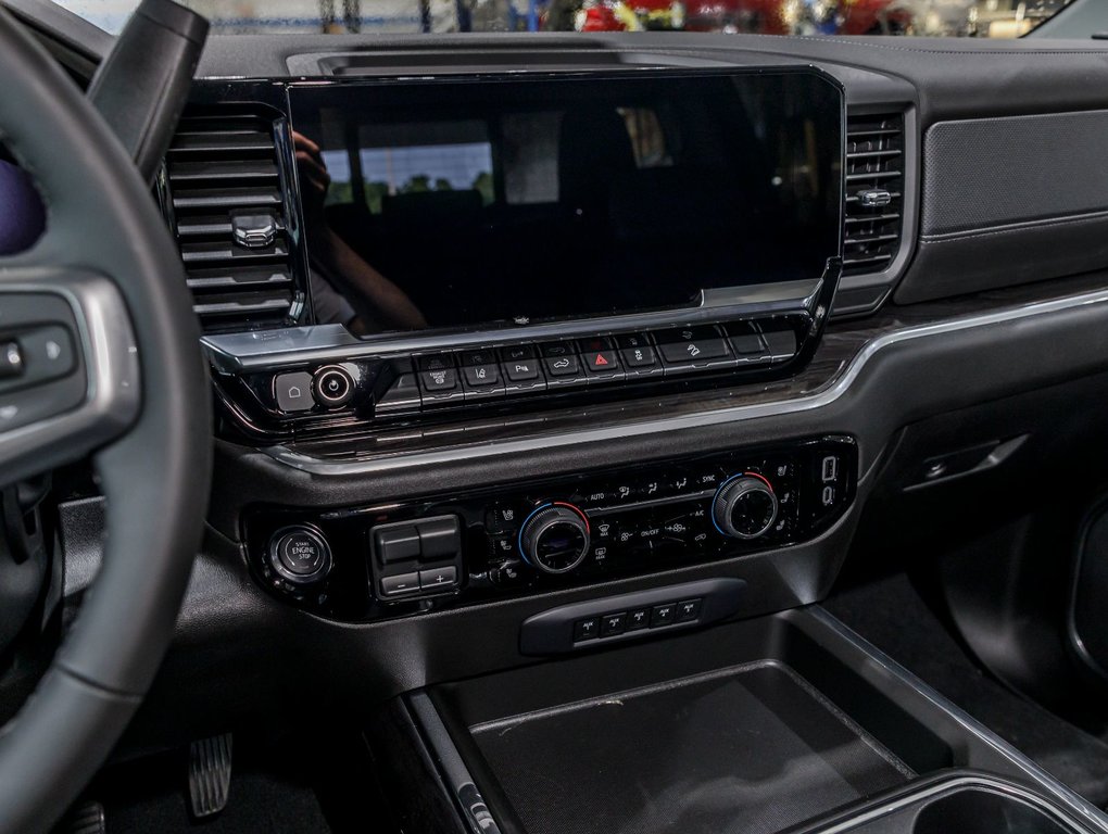 2025 Chevrolet SILVERADO 2500 HD in St-Jérôme, Quebec - 22 - w1024h768px