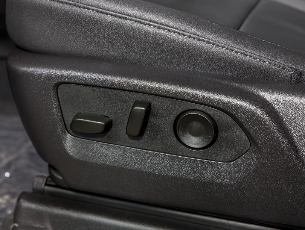2025 Chevrolet SILVERADO 2500 HD in St-Jérôme, Quebec - 30 - w1024h768px