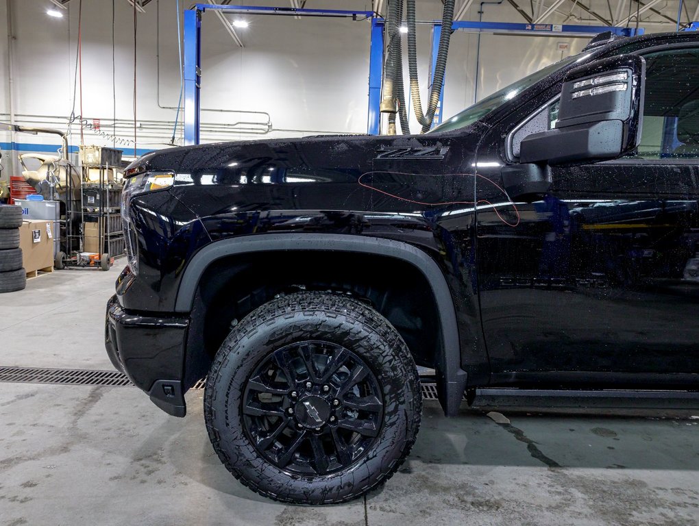 2025 Chevrolet SILVERADO 2500 HD in St-Jérôme, Quebec - 39 - w1024h768px
