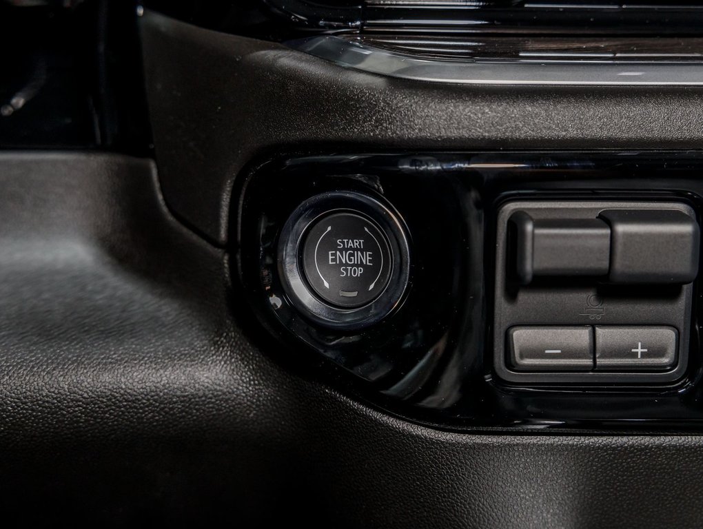 2025 Chevrolet SILVERADO 2500 HD in St-Jérôme, Quebec - 23 - w1024h768px