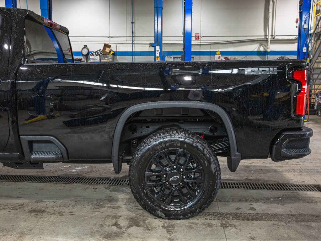 Chevrolet SILVERADO 2500 HD  2025 à St-Jérôme, Québec - 34 - w1024h768px