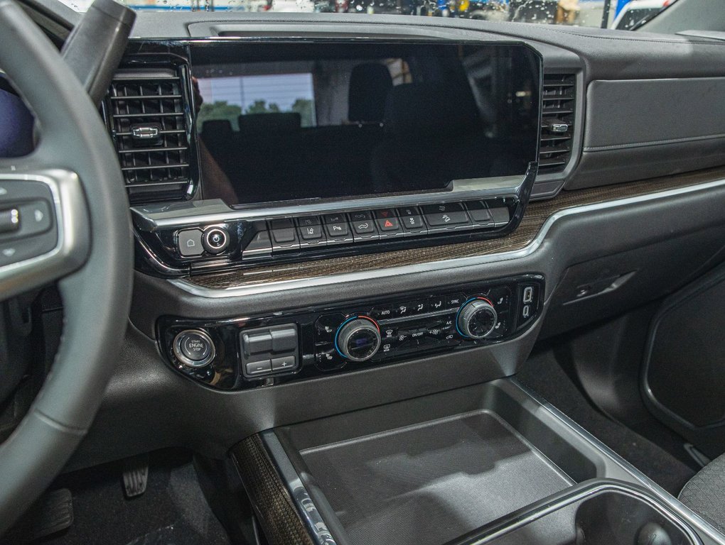 Chevrolet SILVERADO 2500 HD  2025 à St-Jérôme, Québec - 20 - w1024h768px