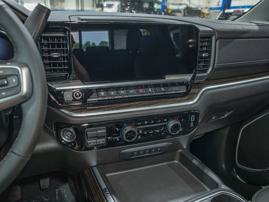 Chevrolet SILVERADO 2500 HD  2025 à St-Jérôme, Québec - 20 - w1024h768px