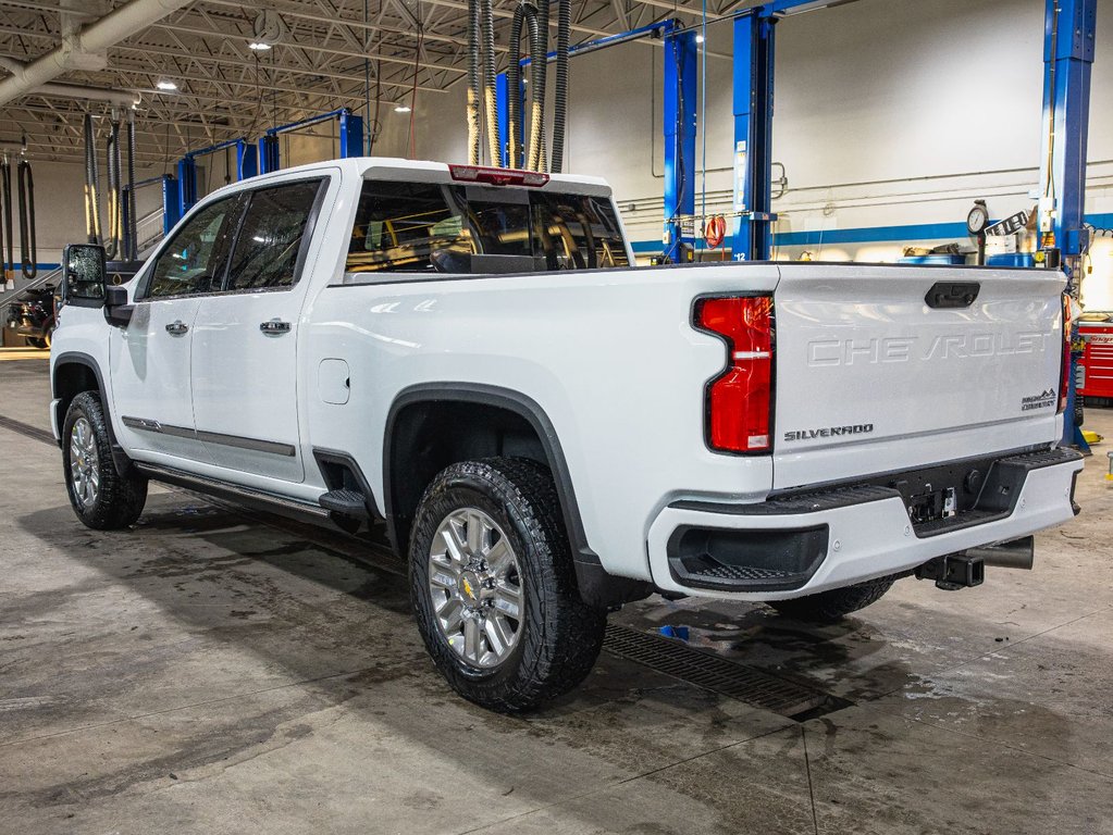 2025 Chevrolet SILVERADO 2500 HD in St-Jérôme, Quebec - 5 - w1024h768px
