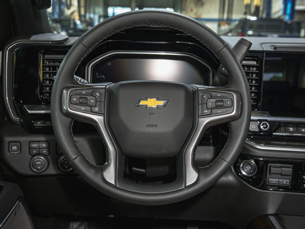 2025 Chevrolet SILVERADO 2500 HD in St-Jérôme, Quebec - 12 - w1024h768px