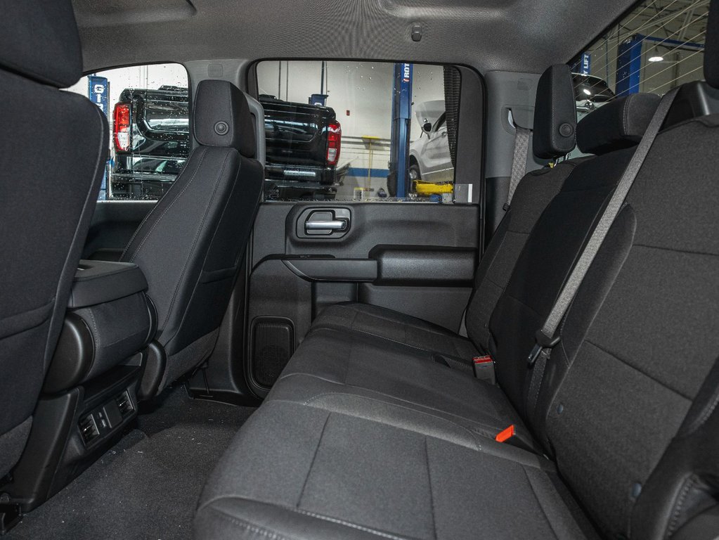 2025 Chevrolet SILVERADO 2500 HD in St-Jérôme, Quebec - 27 - w1024h768px