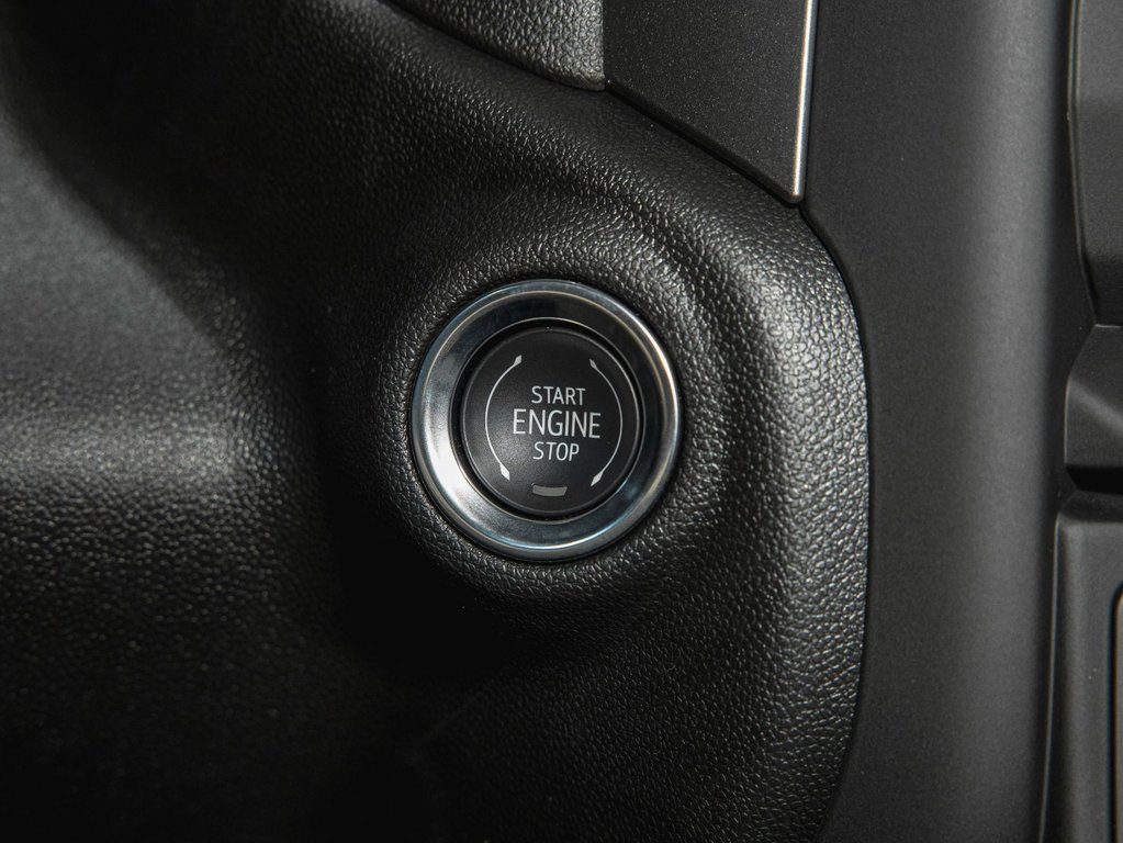 2025 Chevrolet SILVERADO 2500 HD in St-Jérôme, Quebec - 18 - w1024h768px