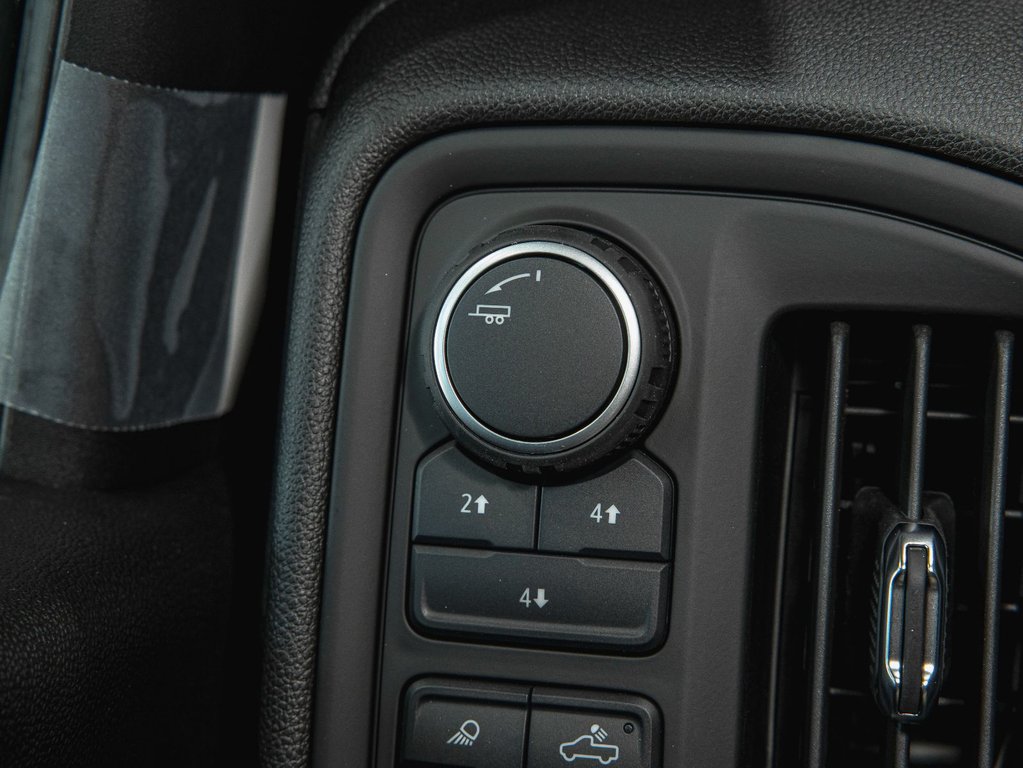 2025 Chevrolet SILVERADO 2500 HD in St-Jérôme, Quebec - 20 - w1024h768px