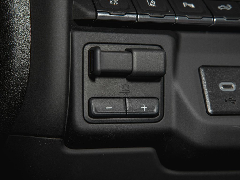 2025 Chevrolet SILVERADO 2500 HD in St-Jérôme, Quebec - 22 - w1024h768px