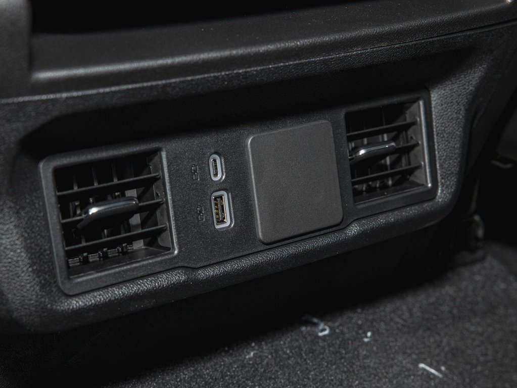 2025 Chevrolet SILVERADO 2500 HD in St-Jérôme, Quebec - 29 - w1024h768px