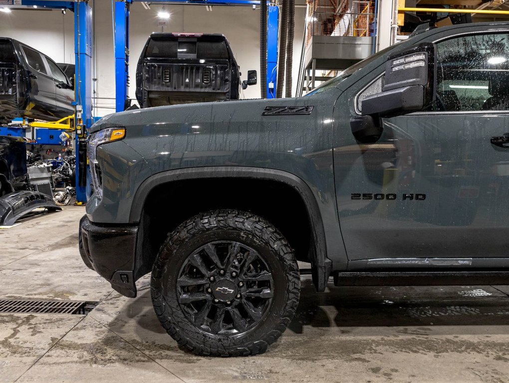 2026 Chevrolet Silverado 2500 HD in St-Jérôme, Quebec - 37 - w1024h768px
