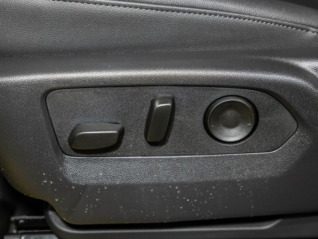 2026 Chevrolet Silverado 2500 HD in St-Jérôme, Quebec - 29 - w1024h768px