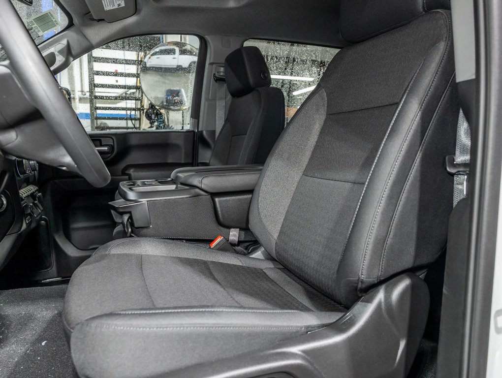2026 Chevrolet Silverado 2500 HD in St-Jérôme, Quebec - 10 - w1024h768px