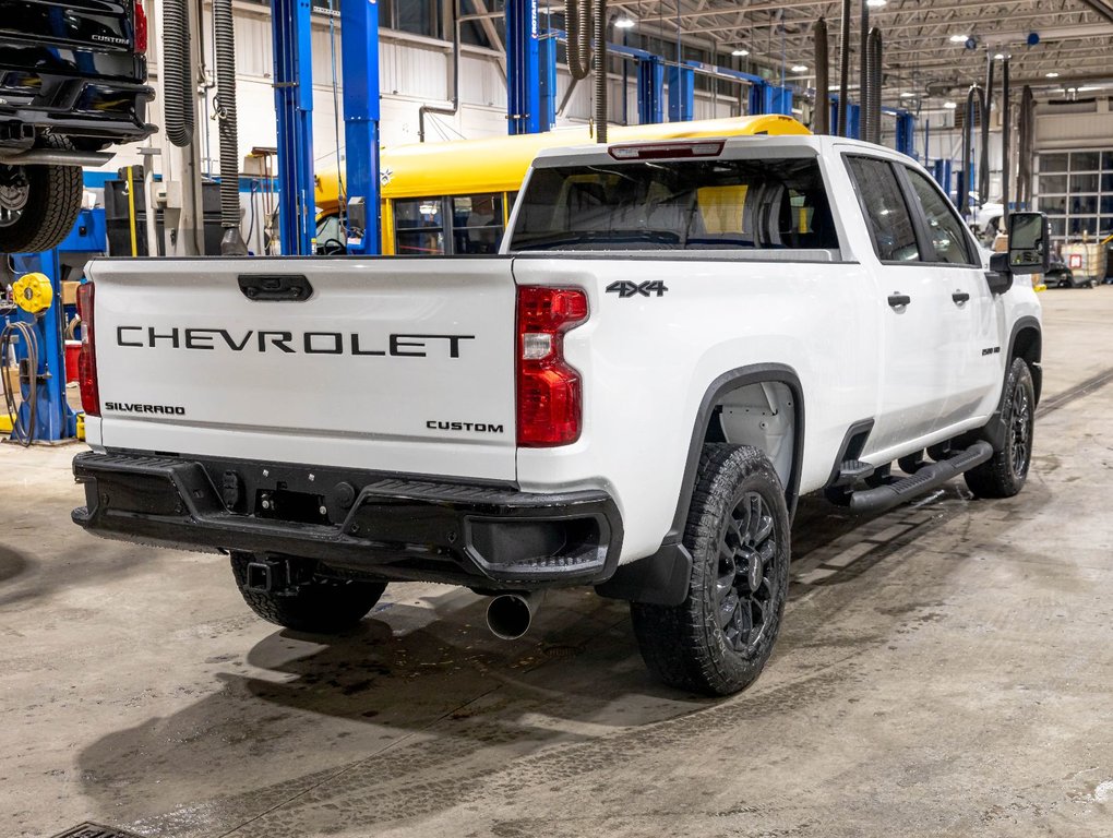 2026 Chevrolet Silverado 2500 HD in St-Jérôme, Quebec - 8 - w1024h768px