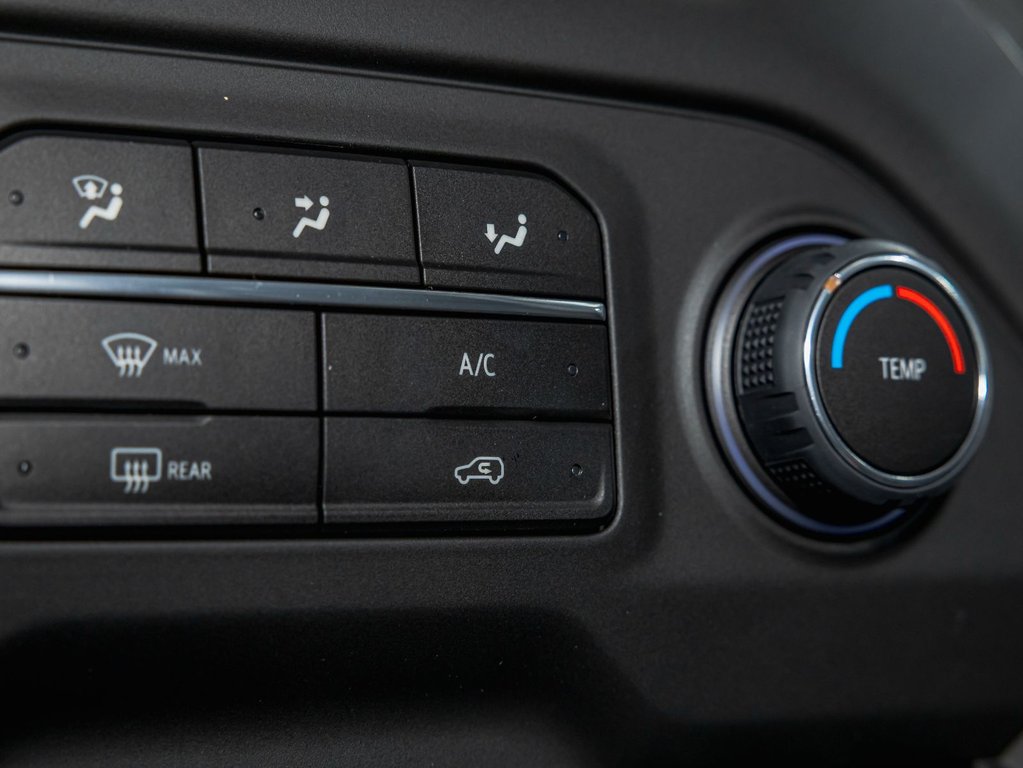 2026 Chevrolet Silverado 2500 HD in St-Jérôme, Quebec - 19 - w1024h768px