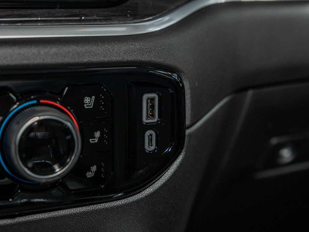 2026 Chevrolet Silverado 2500 HD in St-Jérôme, Quebec - 31 - w1024h768px