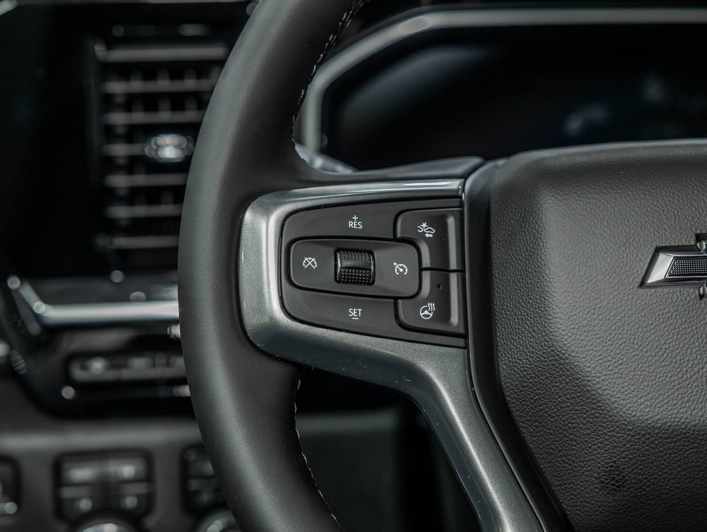 2026 Chevrolet Silverado 2500 HD in St-Jérôme, Quebec - 15 - w1024h768px