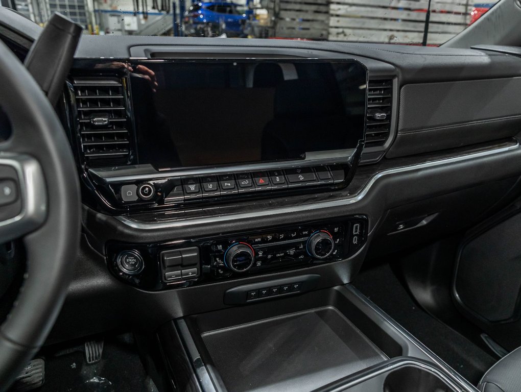 2026 Chevrolet Silverado 2500 HD in St-Jérôme, Quebec - 22 - w1024h768px
