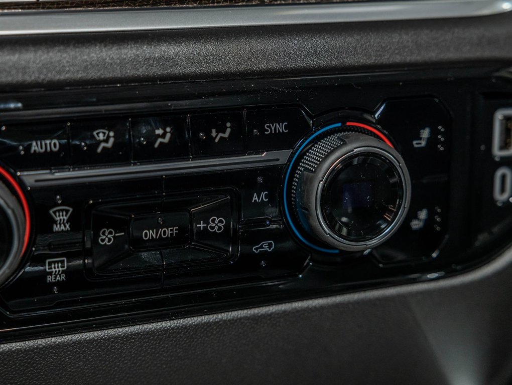 Chevrolet Silverado 2500 HD  2026 à St-Jérôme, Québec - 24 - w1024h768px