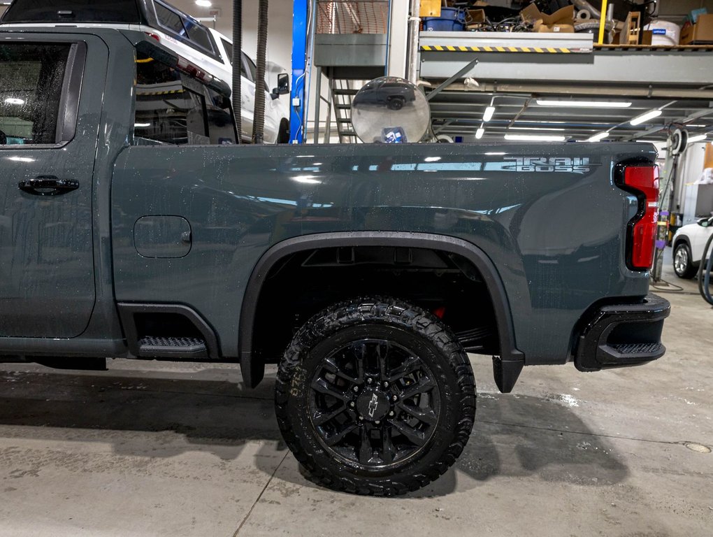 Chevrolet Silverado 2500 HD  2026 à St-Jérôme, Québec - 35 - w1024h768px