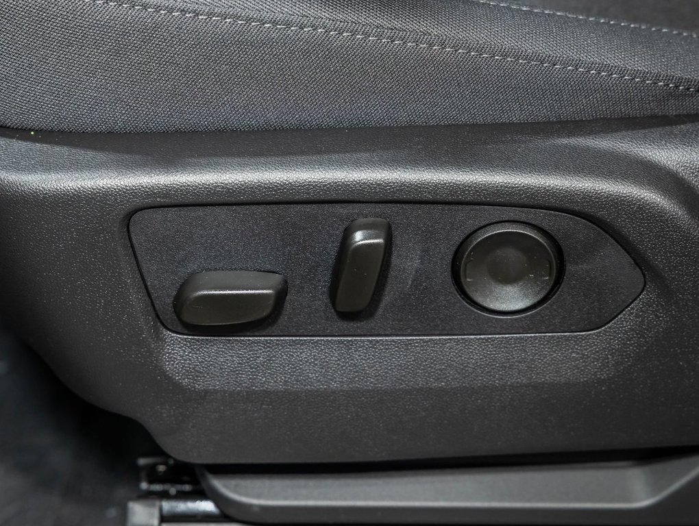 Chevrolet Silverado 2500 HD  2026 à St-Jérôme, Québec - 27 - w1024h768px