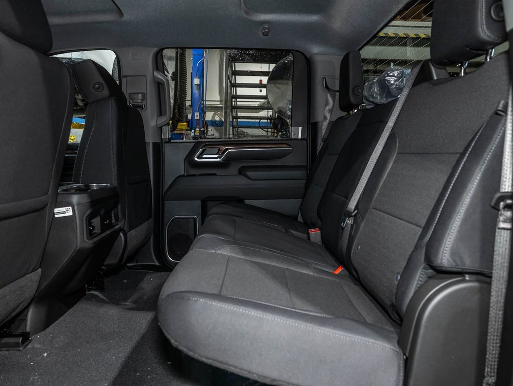 2026 Chevrolet Silverado 2500 HD in St-Jérôme, Quebec - 32 - w1024h768px