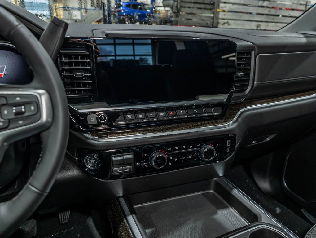 2026 Chevrolet Silverado 2500 HD in St-Jérôme, Quebec - 20 - w1024h768px