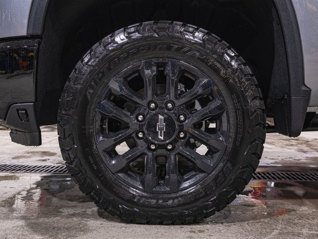 2026 Chevrolet Silverado 2500 HD in St-Jérôme, Quebec - 35 - w1024h768px