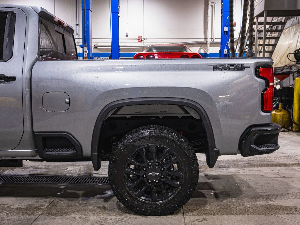 2026 Chevrolet Silverado 2500 HD in St-Jérôme, Quebec - 33 - w1024h768px