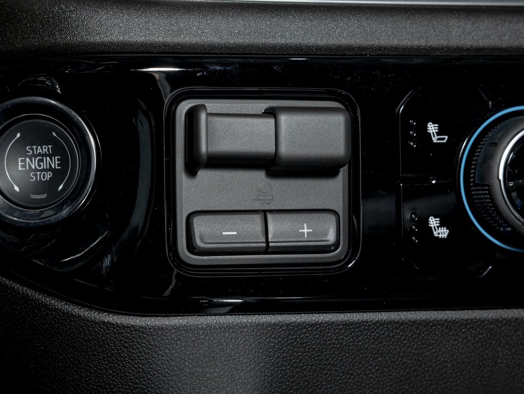 2026 Chevrolet Silverado 2500 HD in St-Jérôme, Quebec - 24 - w1024h768px