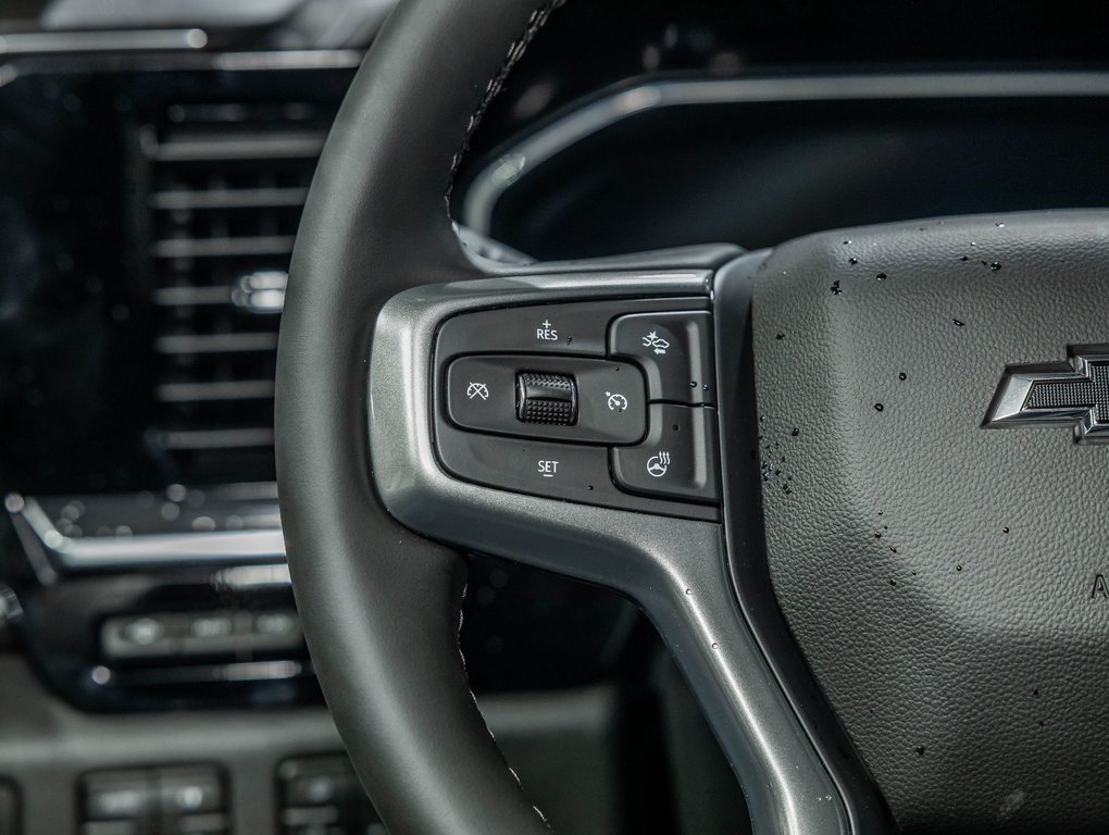 2026 Chevrolet Silverado 2500 HD in St-Jérôme, Quebec - 15 - w1024h768px